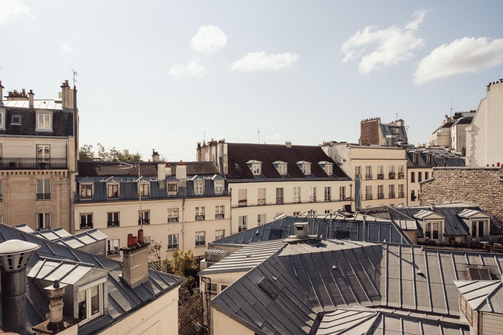 Hotel De La Gaite Paris Exterior photo