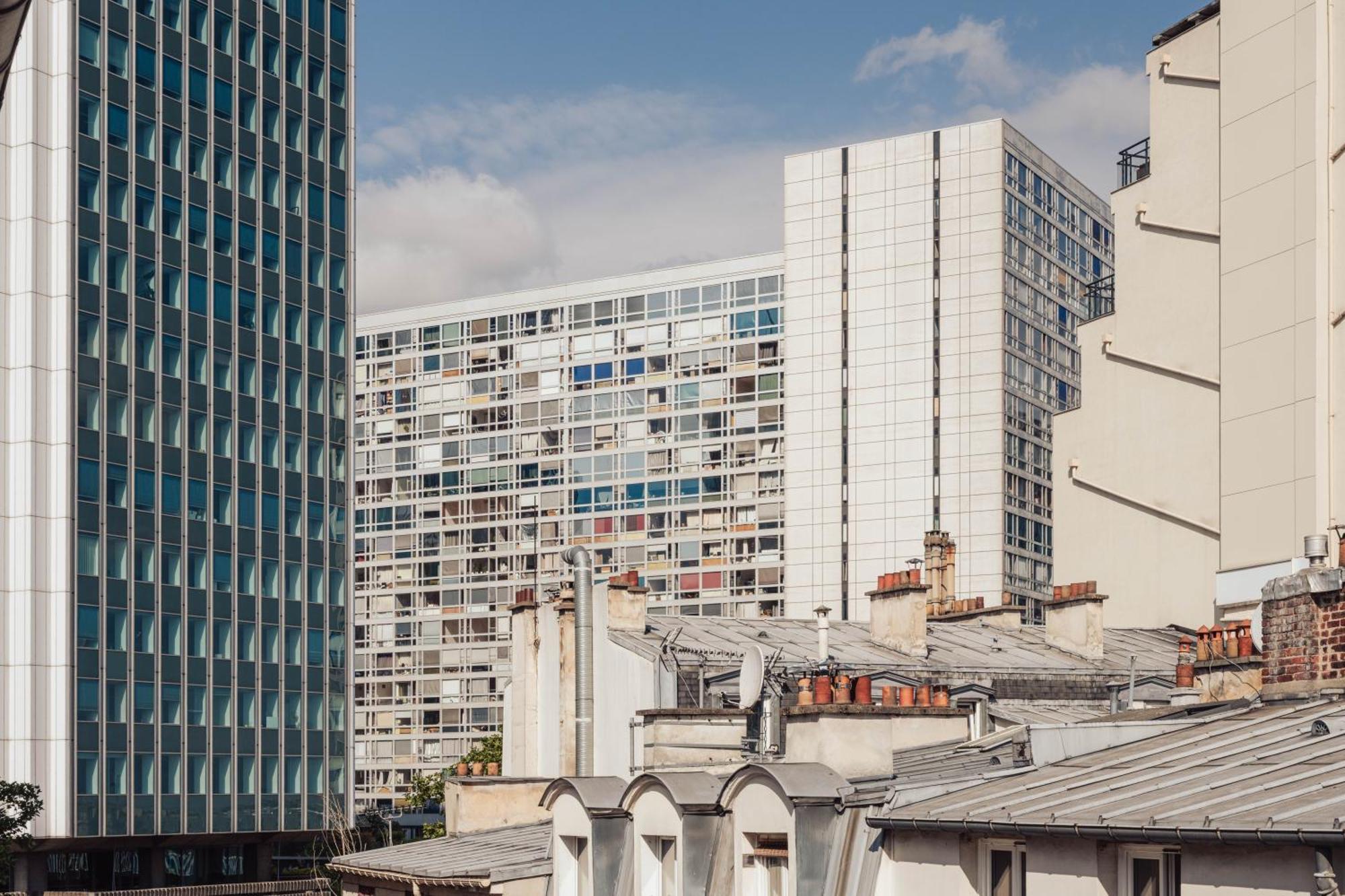 Hotel De La Gaite Paris Exterior photo